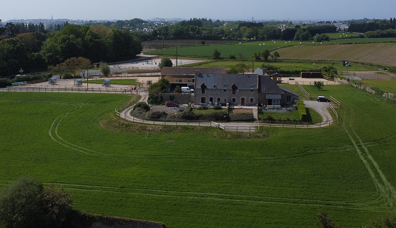Gîte Mistral avec vue sur les prairies de l'écurie